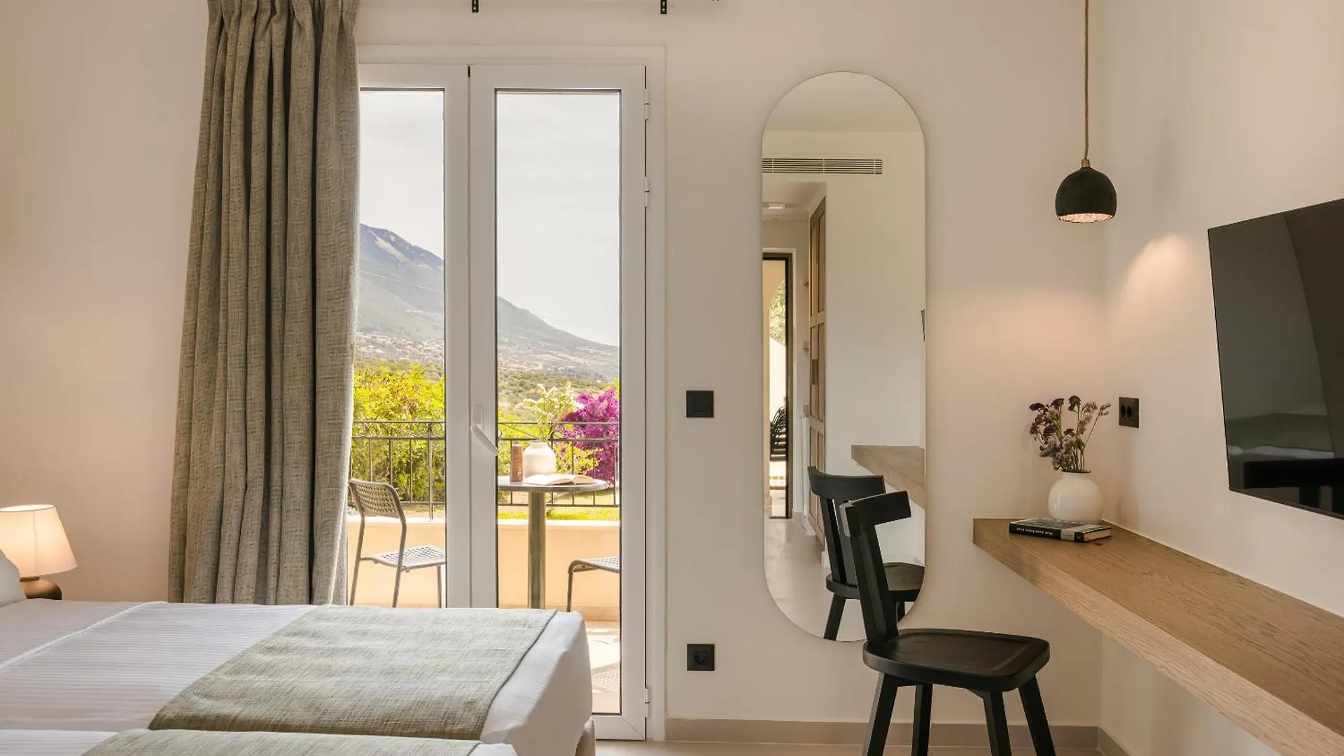 Rodi Studios Aparthotel Karavadhos 2*, Karavados Greece