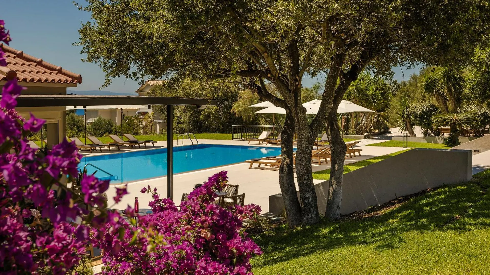 **  Rodi Studios Aparthotel Karavadhos Greece