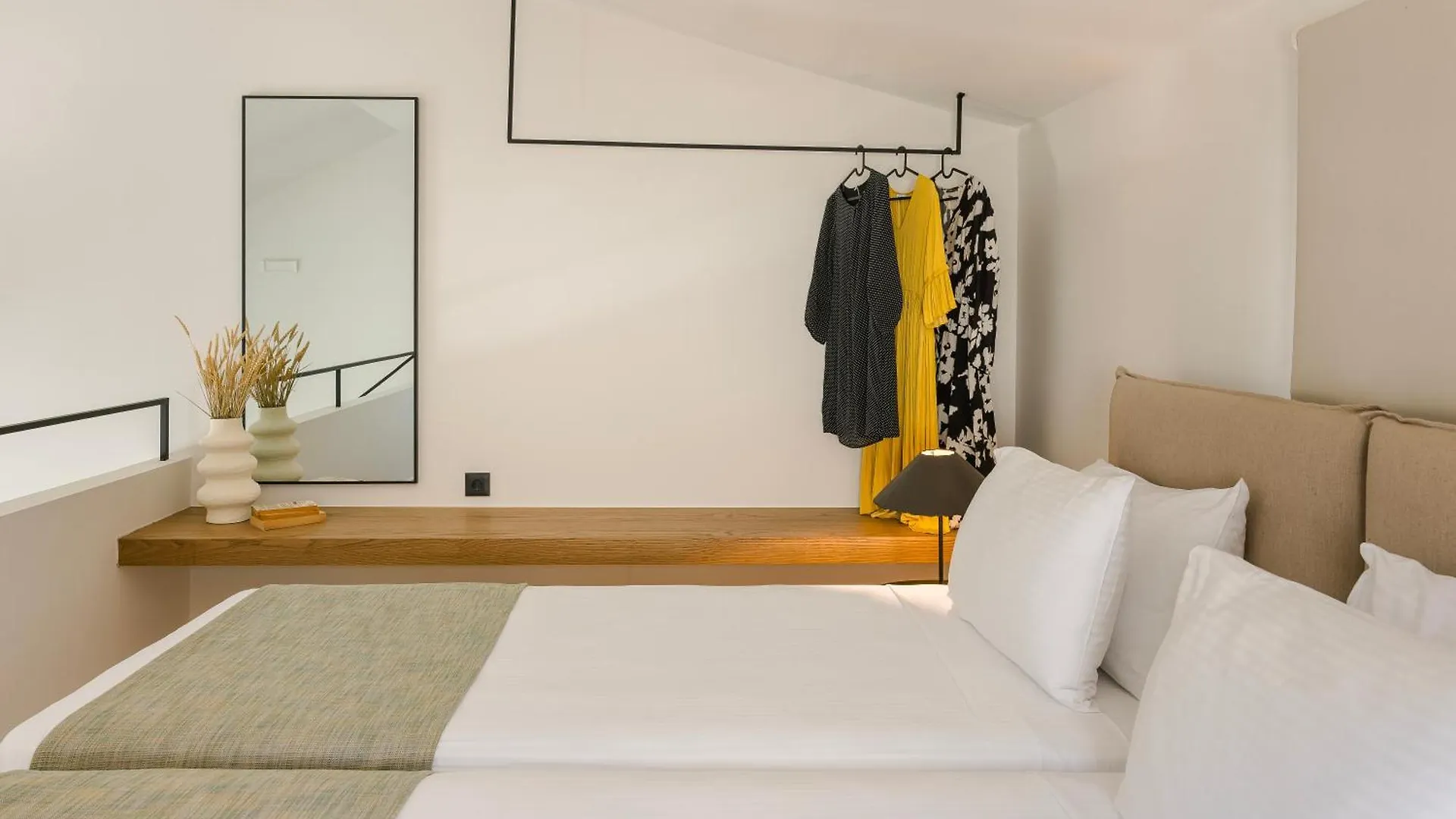 Rodi Studios Karavádhos Yunanistan
