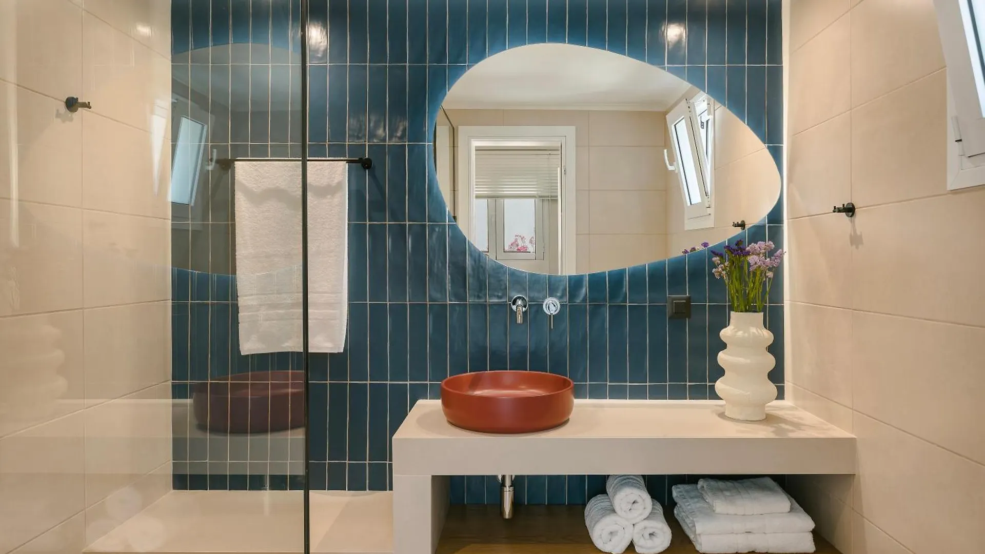 Rodi Studios Aparthotel Karavadhos
